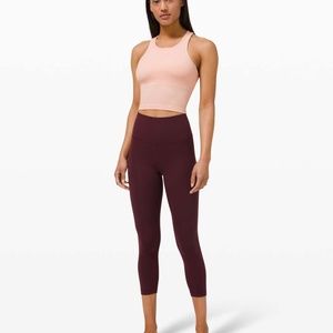 Lululemon Ebb to street crop